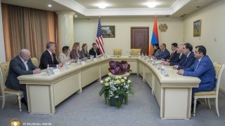 ՀՀ քննչական կոմիտեն և ԱՄՆ արդարադատության դեպարտամենտի թմրամիջոցների դեմ պայքարի վարչությունը համագործակցության հուշագիր են ստորագրել (լուսանկարներ)